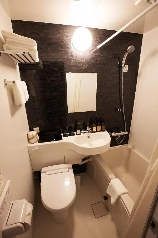 Lof Hotel Shimbashi - Vacation Stay 33043V Tokyo